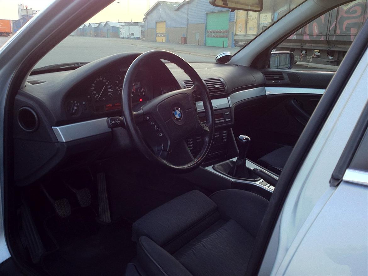 BMW E39 523i billede 13
