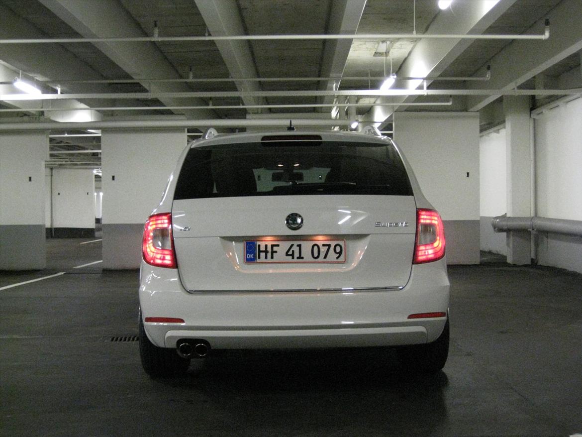 Skoda Superb Combi Ambition billede 10