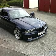BMW e36 328i coupé Solgt