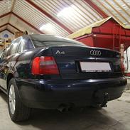 Audi A4 2.6 V6