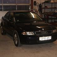 Audi A4 2.6 V6