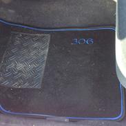 Peugeot 306