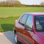 Peugeot 306 sedan