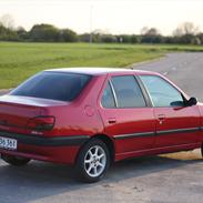 Peugeot 306 sedan