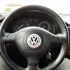 VW Passat 1.8 T Solgt !