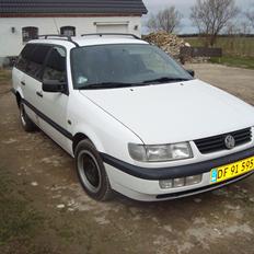 VW Passat 3A TDI Van Solgt
