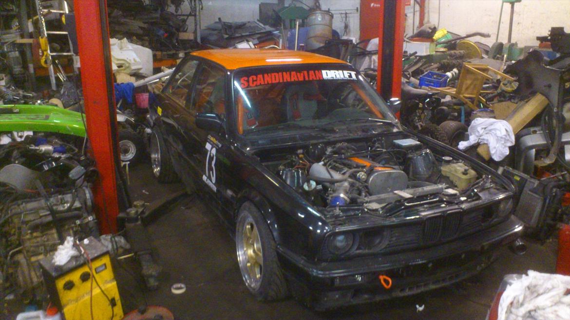 BMW e30 c20let drift billede 10