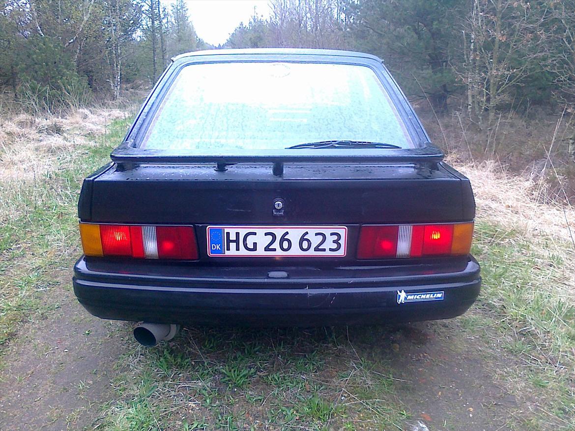 Ford escort rs turbo black girl billede 10