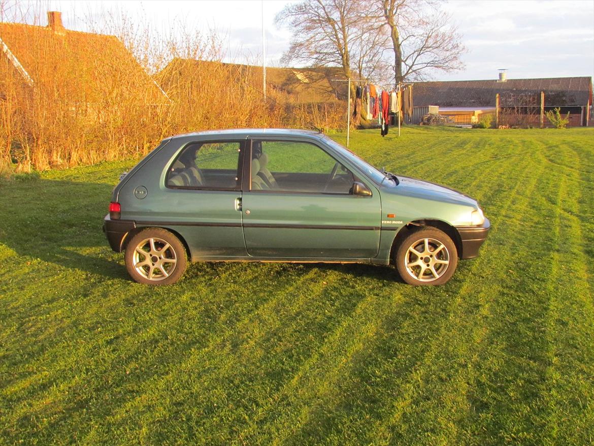Peugeot 106 XR Vero Moda ( Solgt ) billede 3
