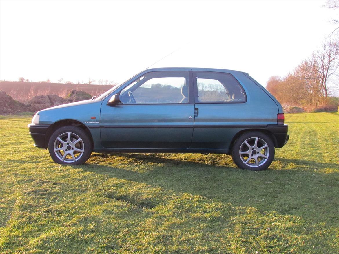 Peugeot 106 XR Vero Moda ( Solgt ) billede 4
