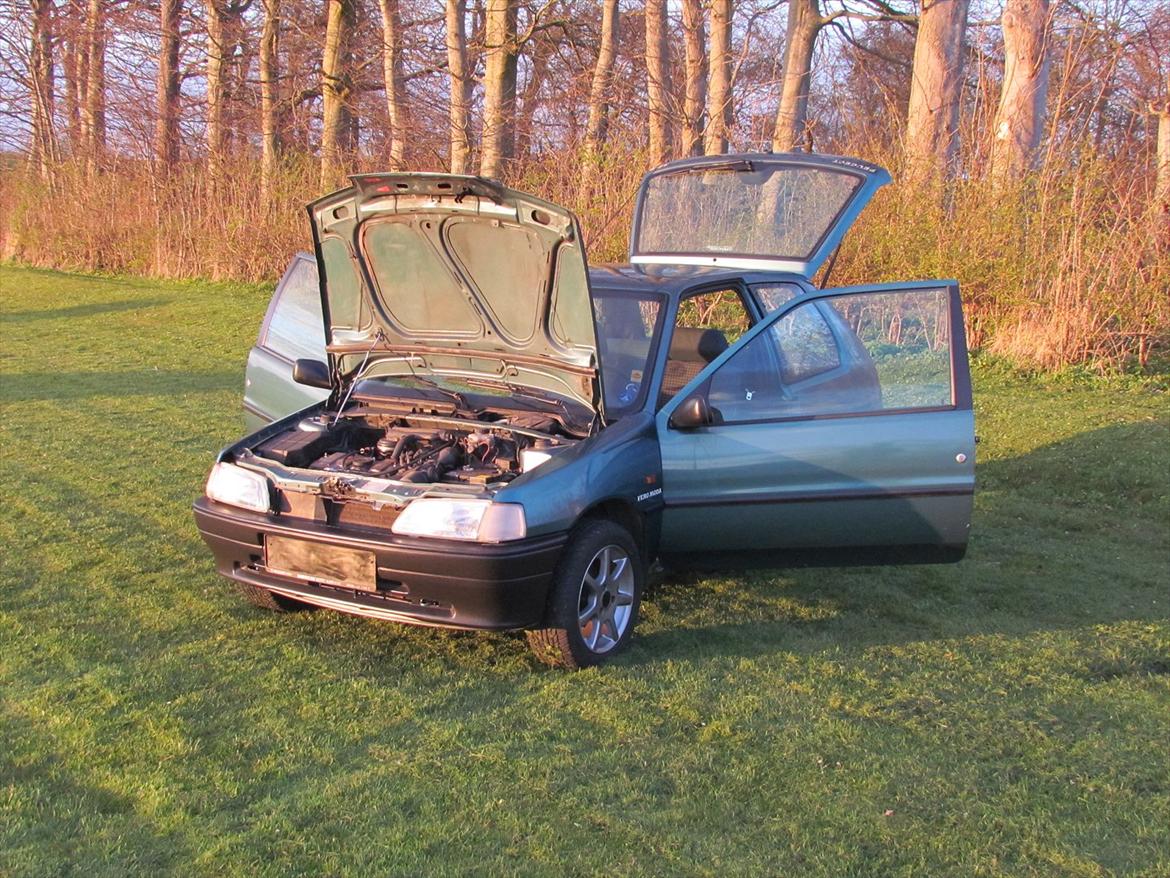Peugeot 106 XR Vero Moda ( Solgt ) billede 13