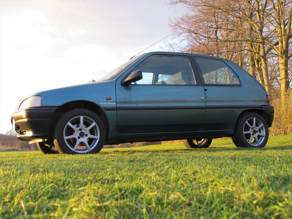 Peugeot 106 XR Vero Moda ( Solgt ) billede 17