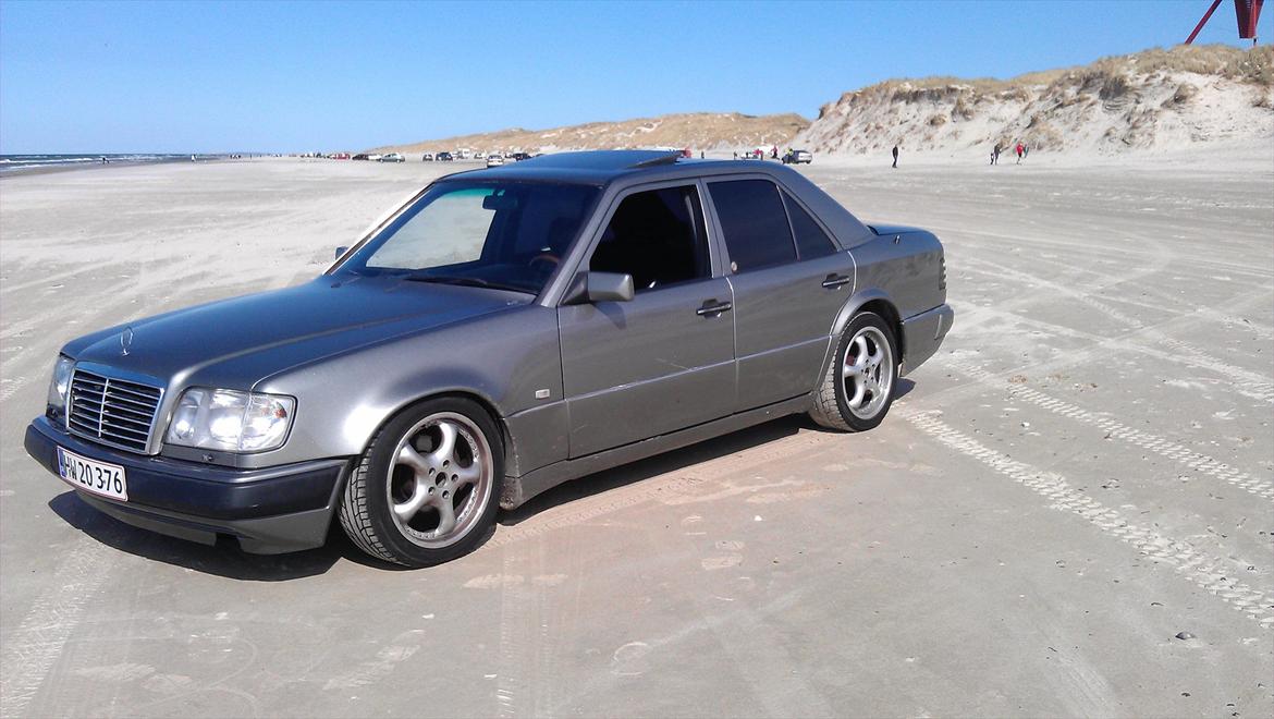 Mercedes Benz 300 E billede 2