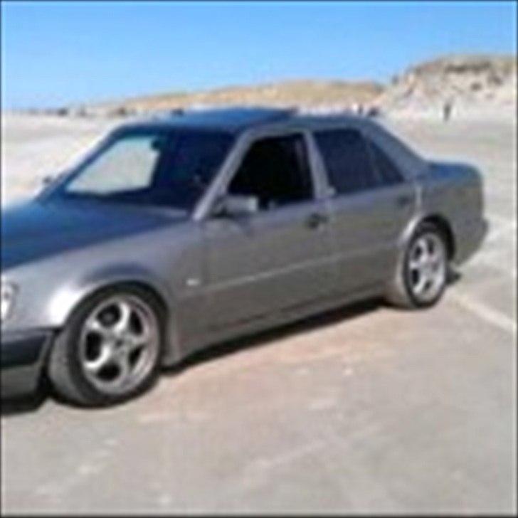 Mercedes Benz 300 E billede 6