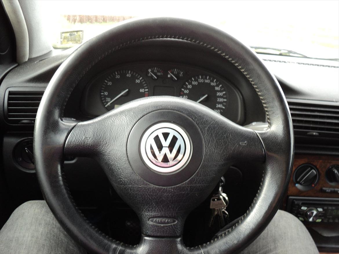 VW Passat 1.8 T Solgt ! billede 3