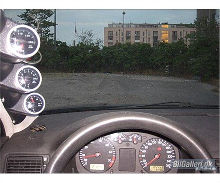 VW Golf 4 (solgt) billede 8