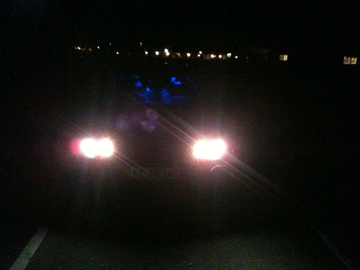 VW Golf 4 (solgt) - Svært at se, men de blå dioder fra himlen billede 11