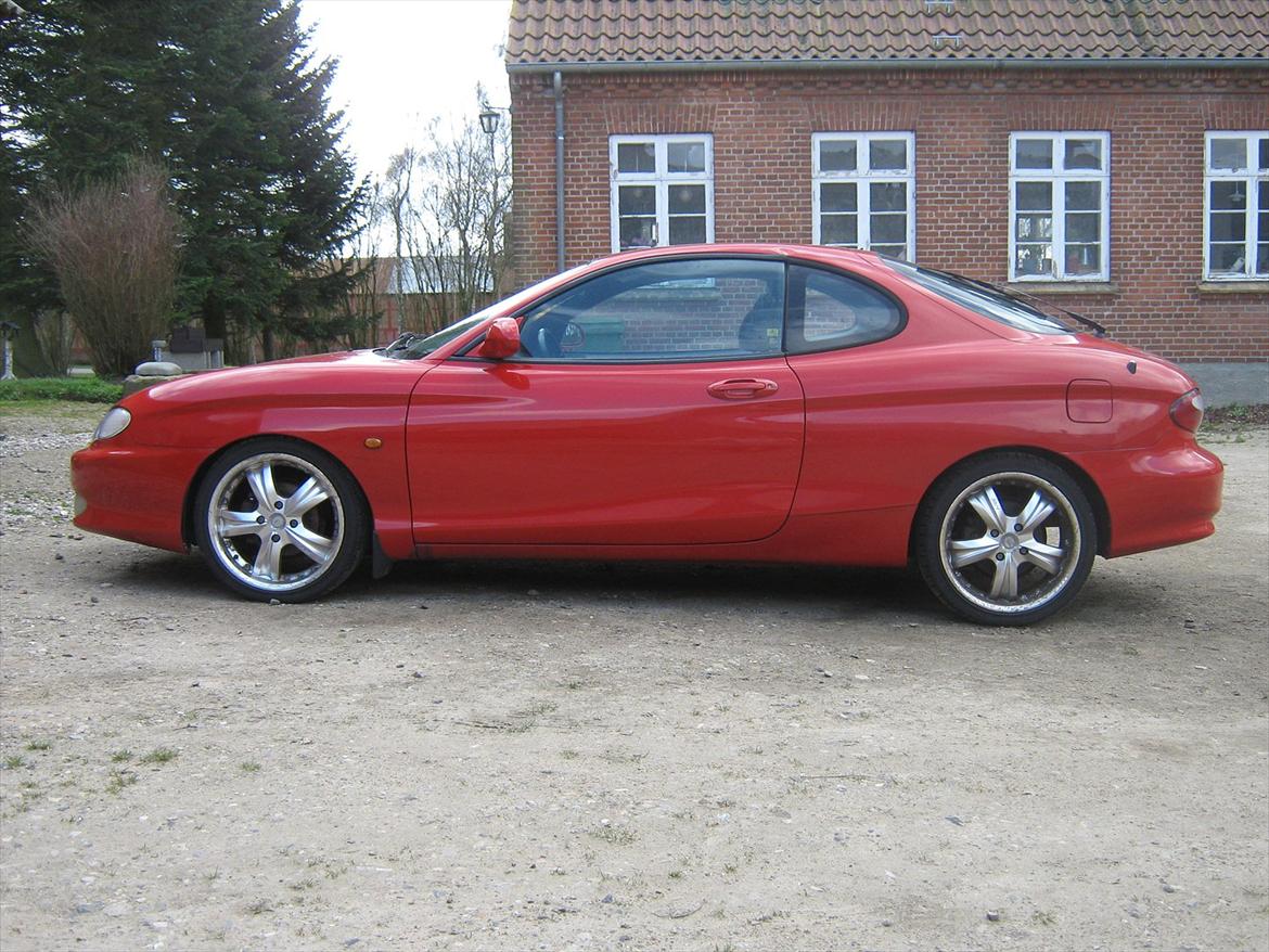 Hyundai COUPE 2.0 billede 3