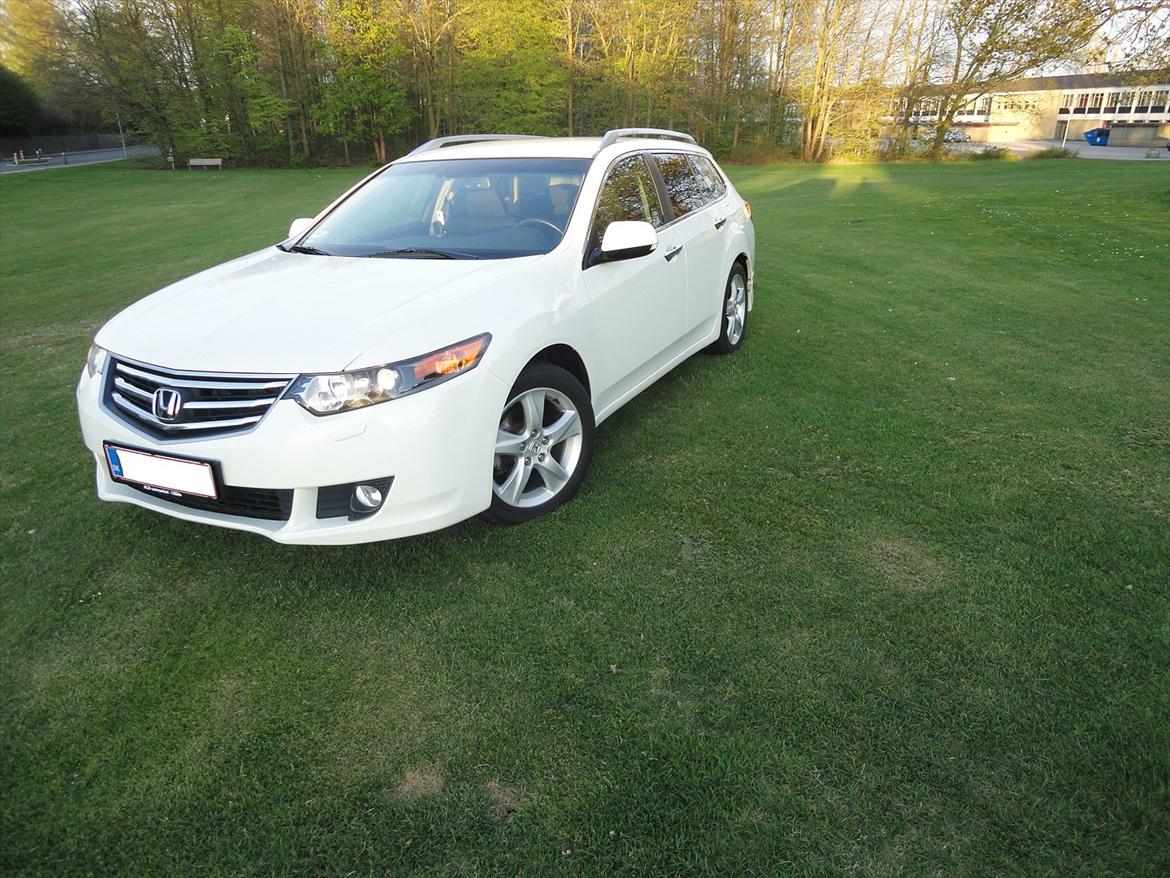 Honda accord tourer billede 2