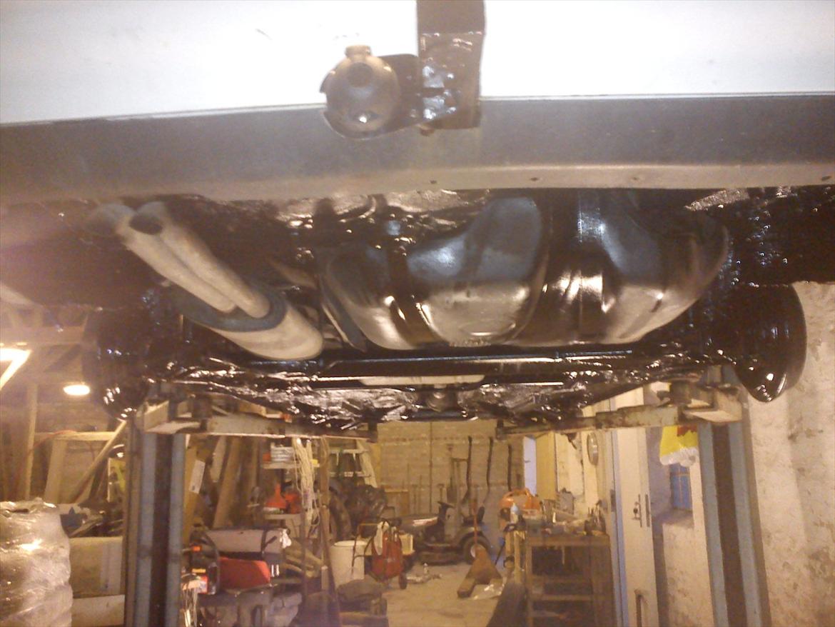 VW Passat 3A TDI Van Solgt - Undervogns behandlet. billede 14