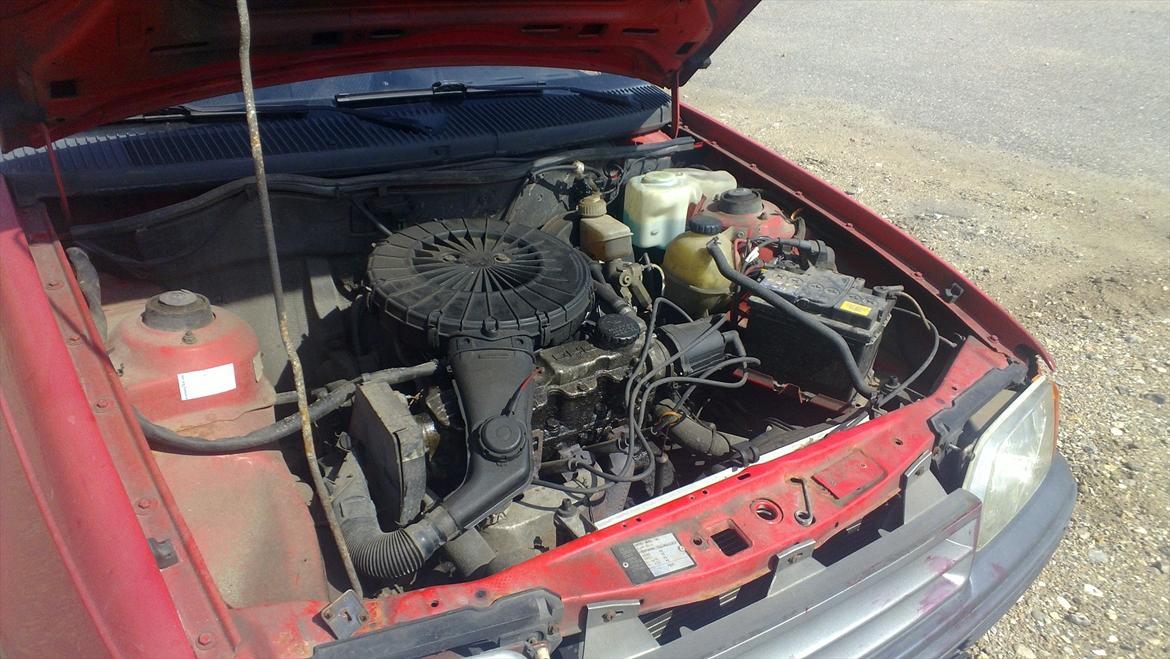 Opel Kadett E sedan(solgt) billede 4