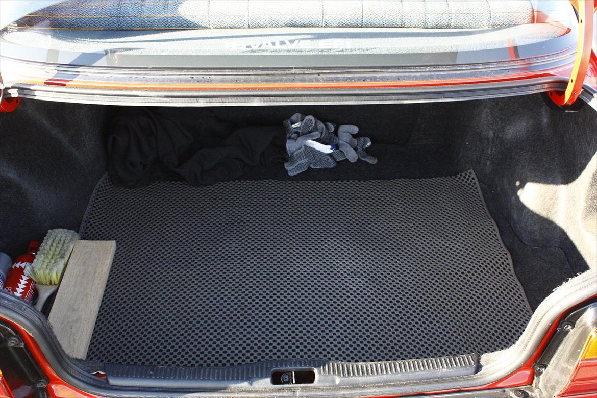 Toyota Corolla 1,3 XLI billede 14