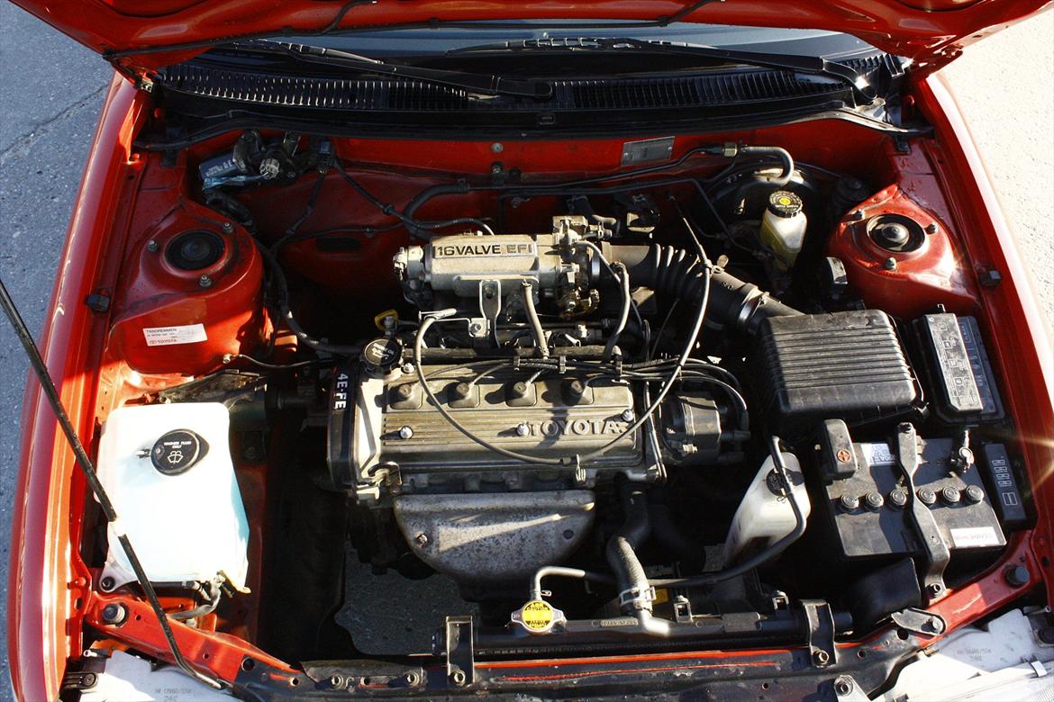 Toyota Corolla 1,3 XLI billede 16