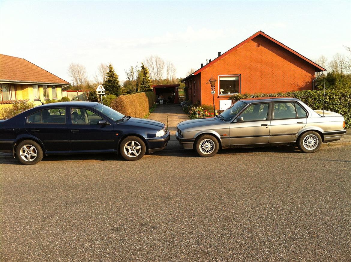 BMW E30 320i billede 3