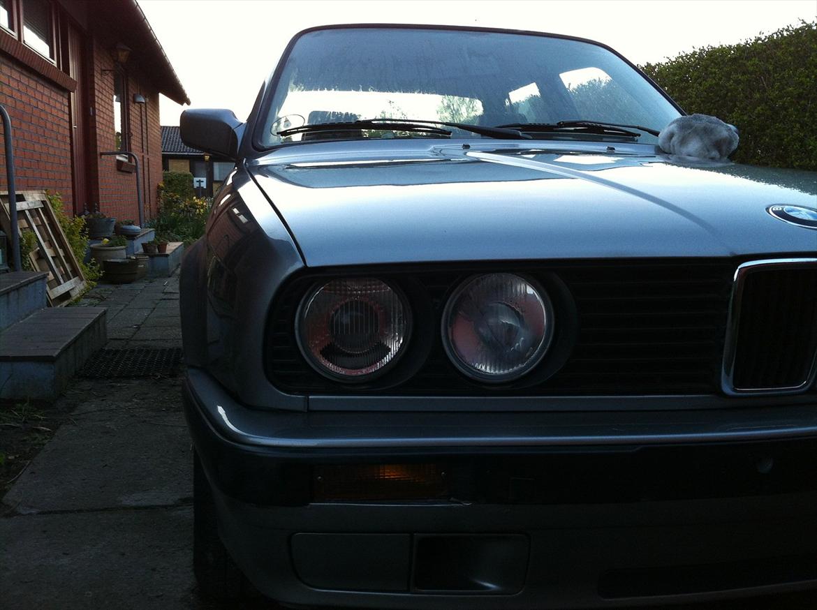 BMW E30 320i billede 6