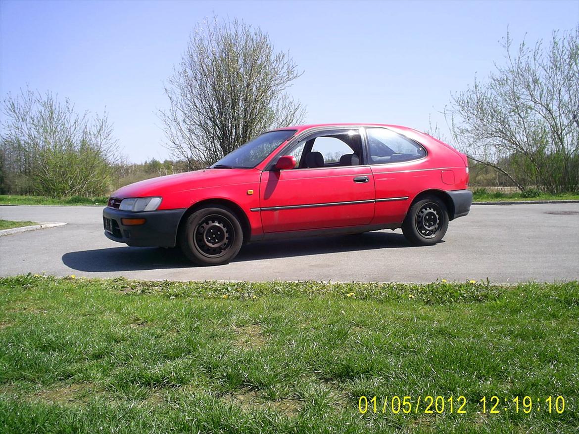 Toyota corolla E10 billede 2