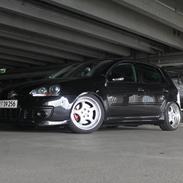 VW Golf V