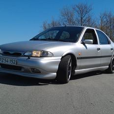Ford mondeo 1,8i RS