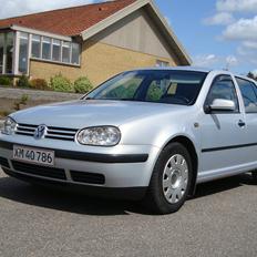 VW Golf 4 TDI solgt