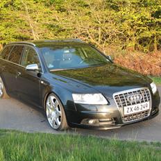 Audi A6 4F 2,7 TDI S-LINE