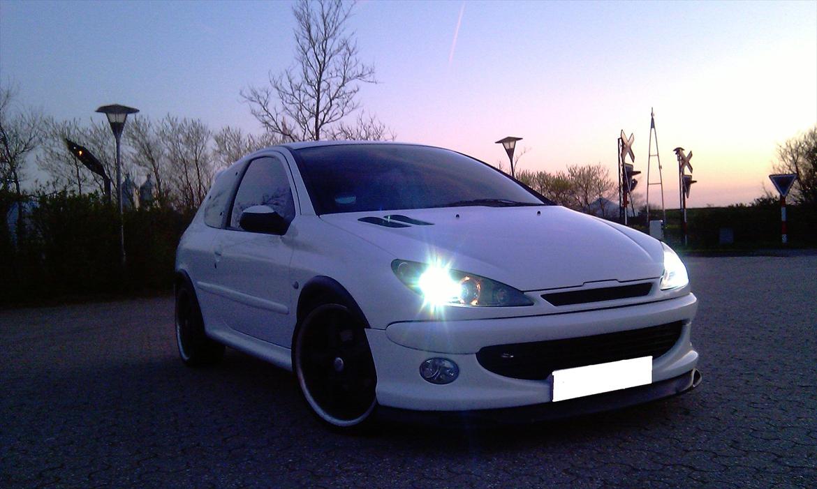 Peugeot 206 2.0 HDI XS billede 9