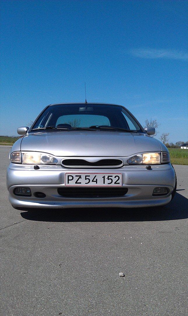 Ford mondeo 1,8i RS billede 5