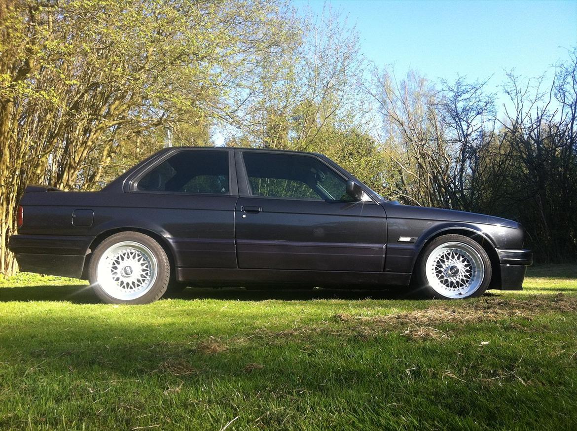 BMW E30 325i 2,7  M-tech 2 billede 11