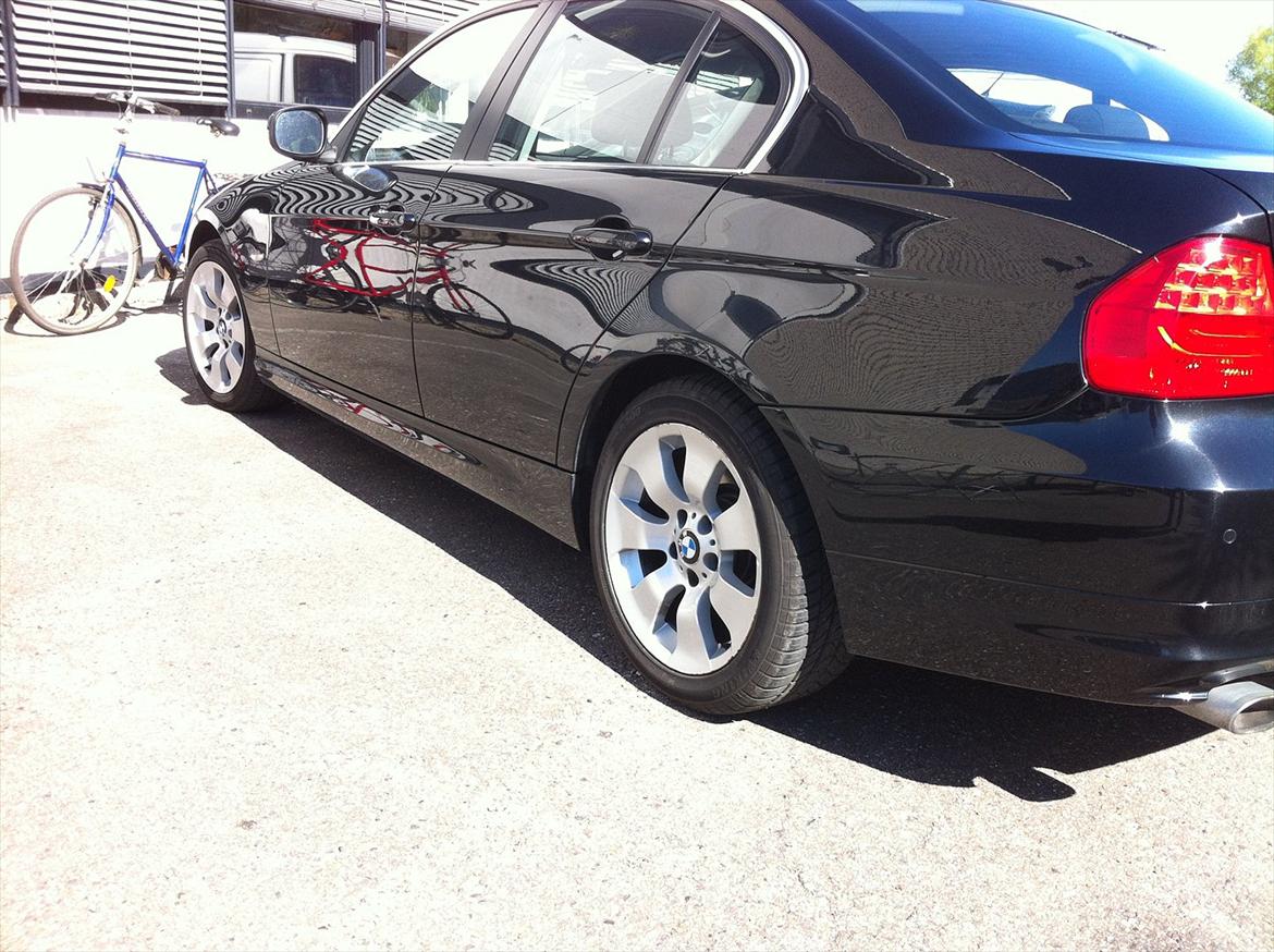 BMW 320d E90 billede 9