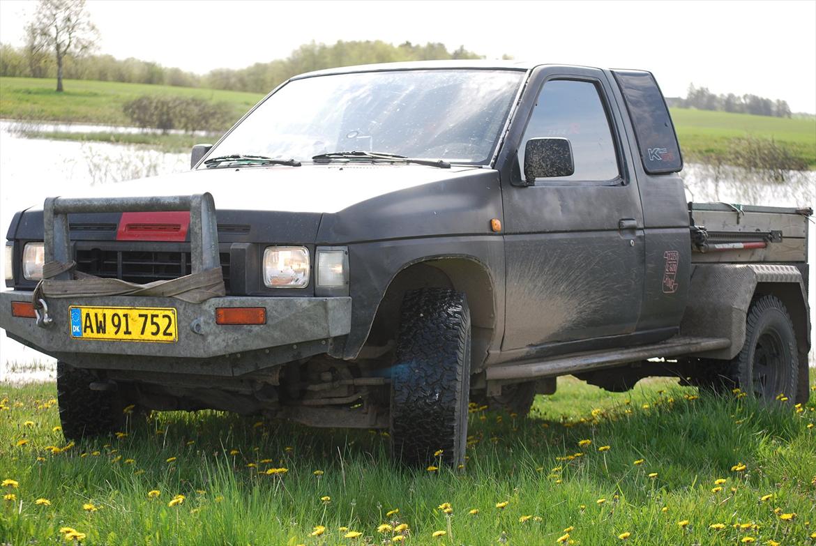Nissan King Cab TD 25 HillBilly billede 1
