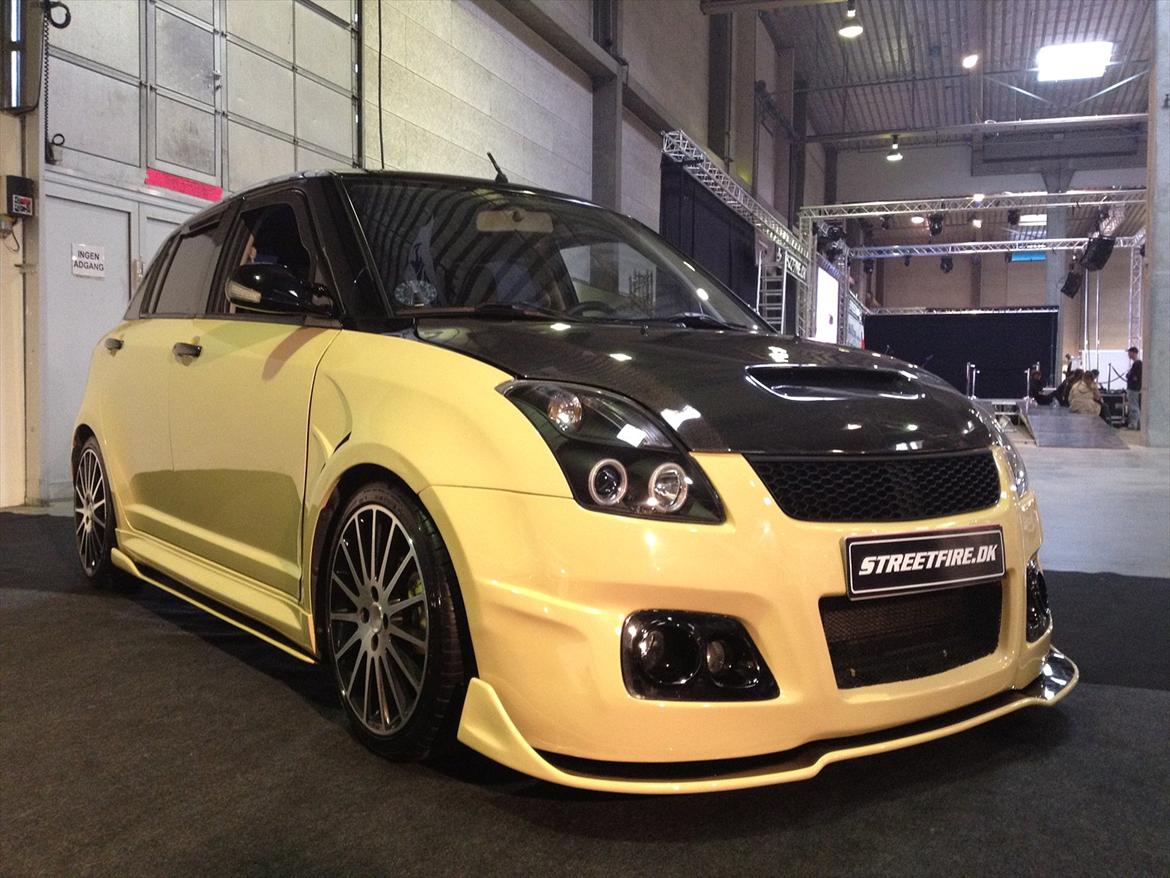 Suzuki Swift GLX (solgt) billede 11