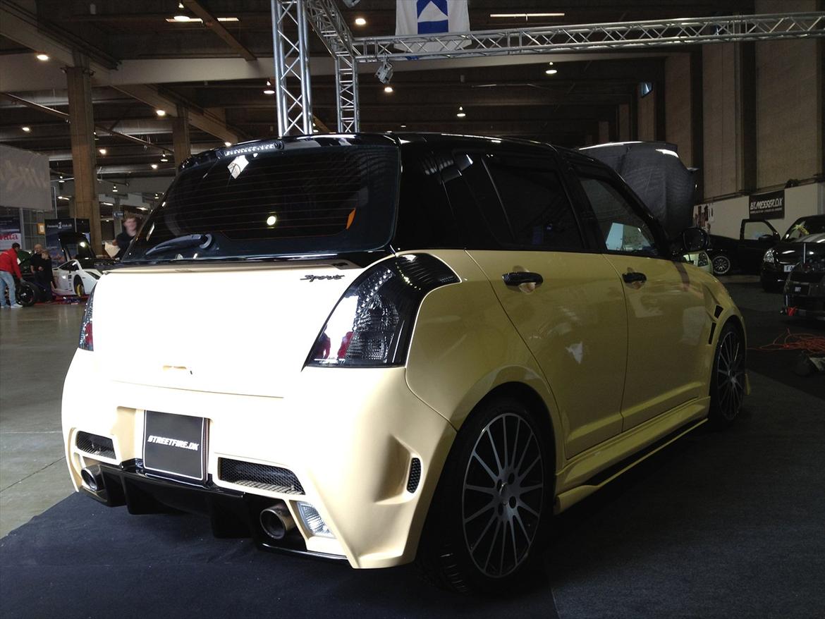 Suzuki Swift GLX (solgt) billede 14