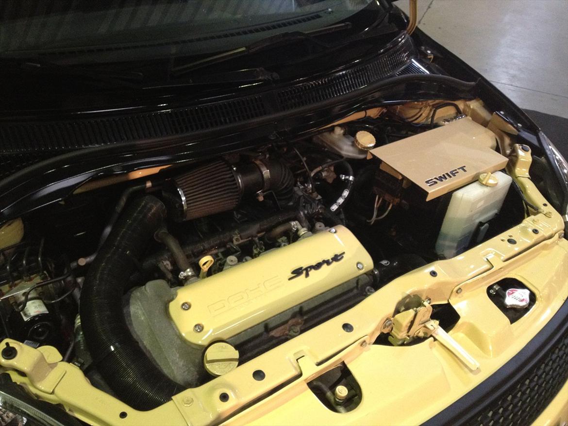 Suzuki Swift GLX (solgt) billede 15