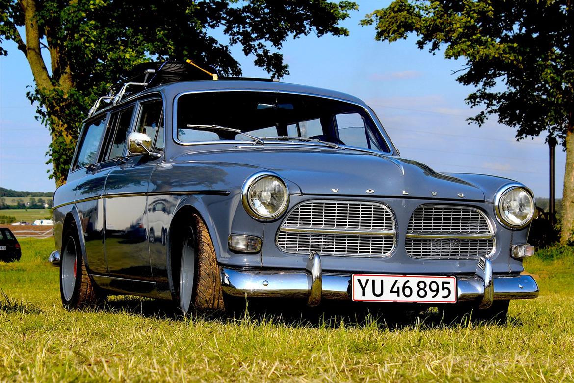 Volvo         Amazon Kombi 221  - Som bilen står nu, der er dog kommet sorte plader på billede 1