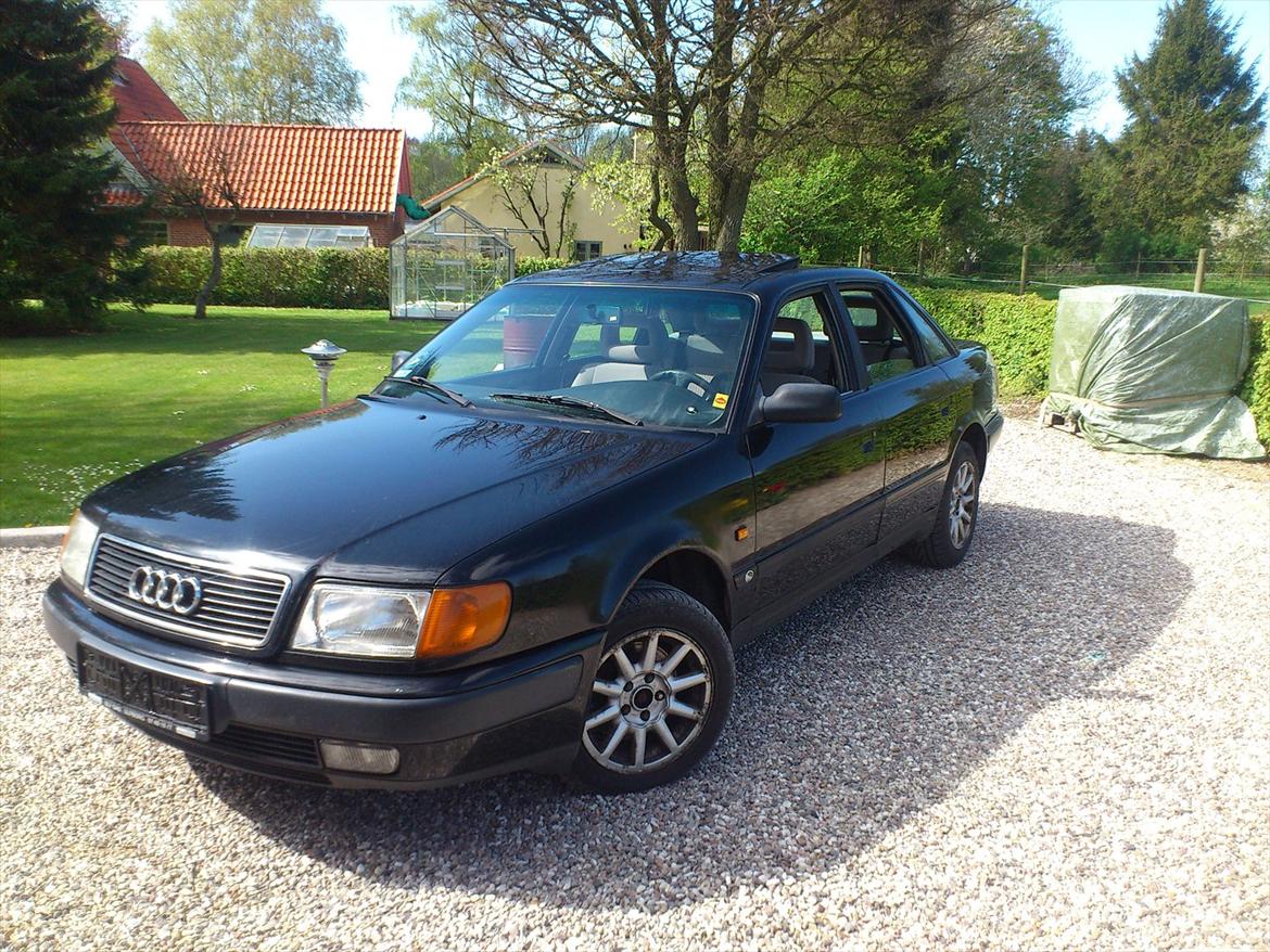 Audi 100 - 2.3 E billede 2