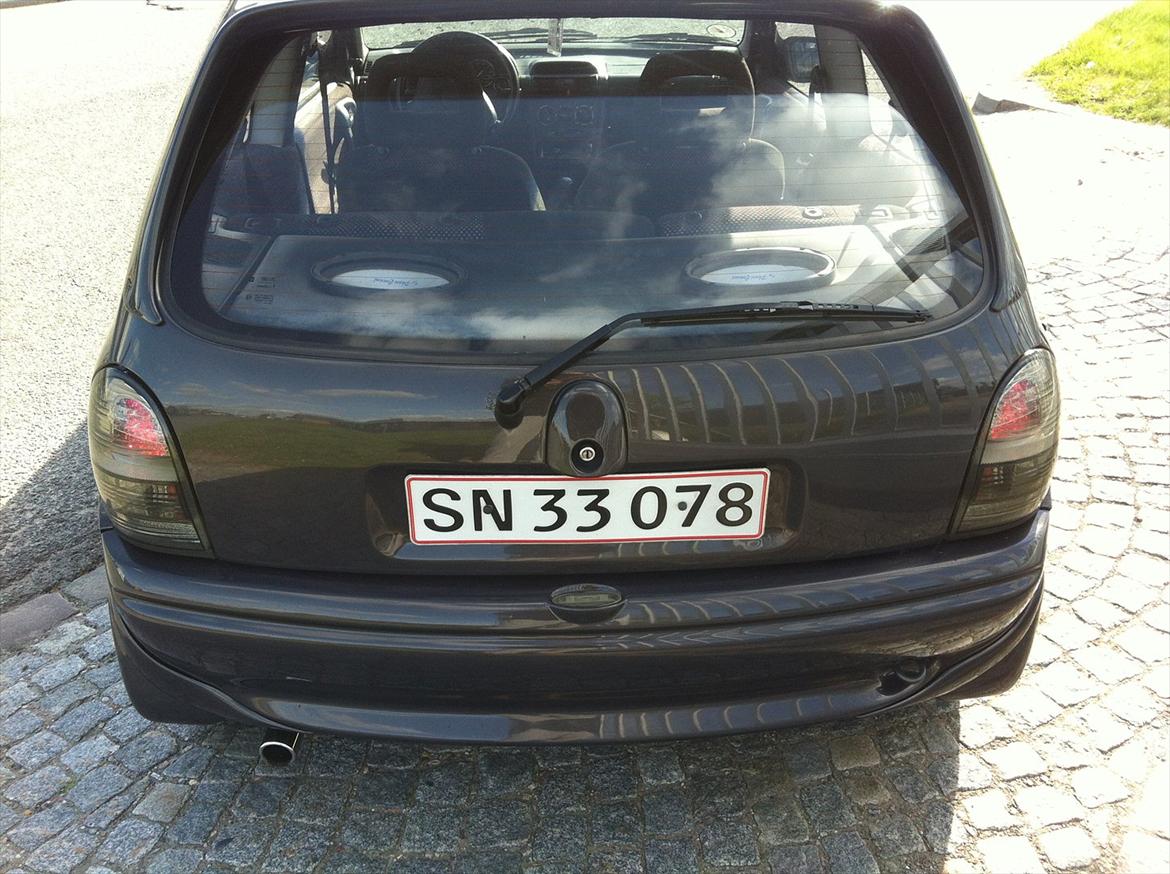 Opel Corsa B Sport NZ billede 8