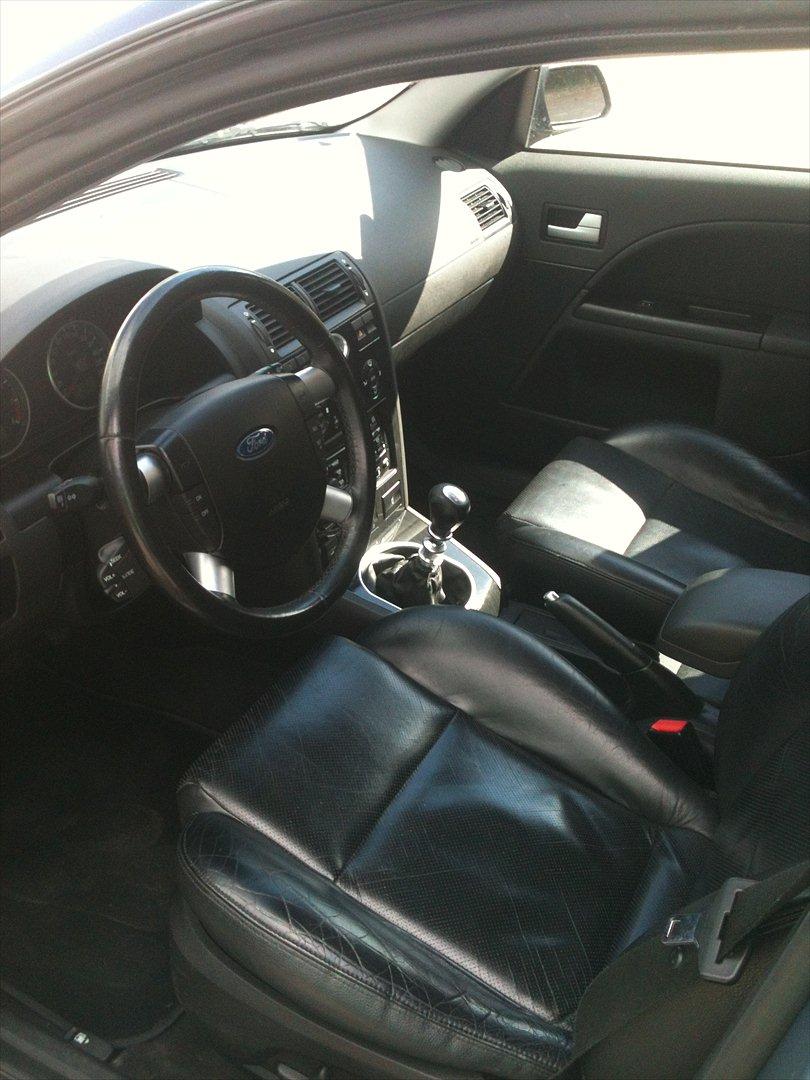 Ford Mondeo Ghia Stc. Solgt billede 8