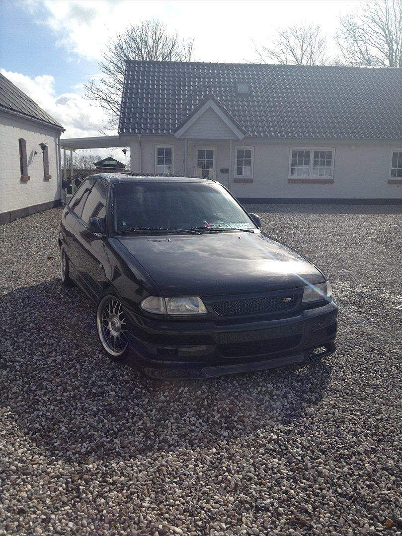 Opel Astra 2,0 gsi Blackie *DØD* billede 1