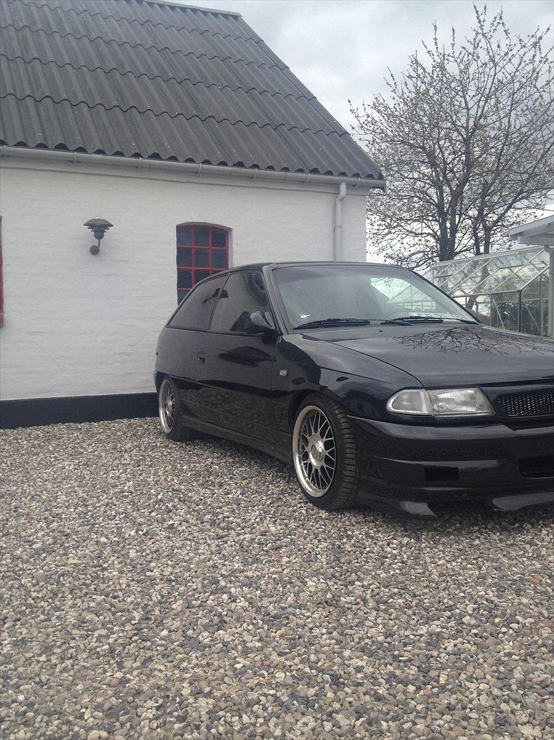 Opel Astra 2,0 gsi Blackie *DØD* billede 5