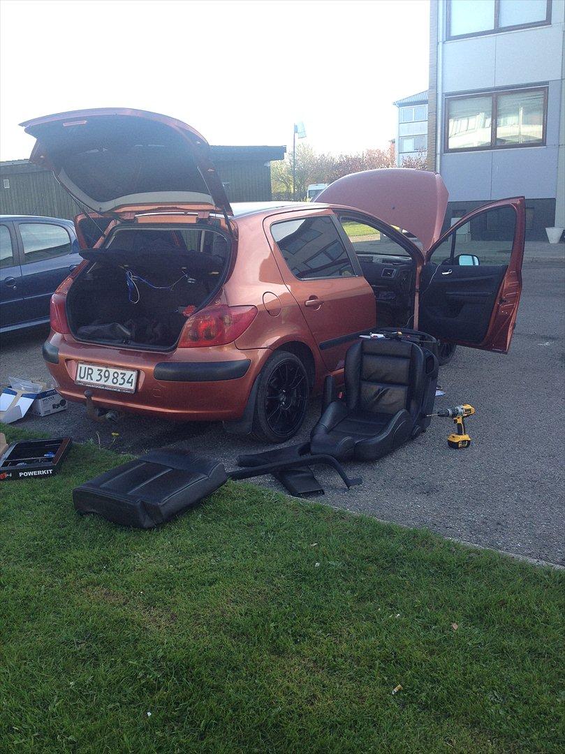 Peugeot 307, 2,0 Griffe billede 6