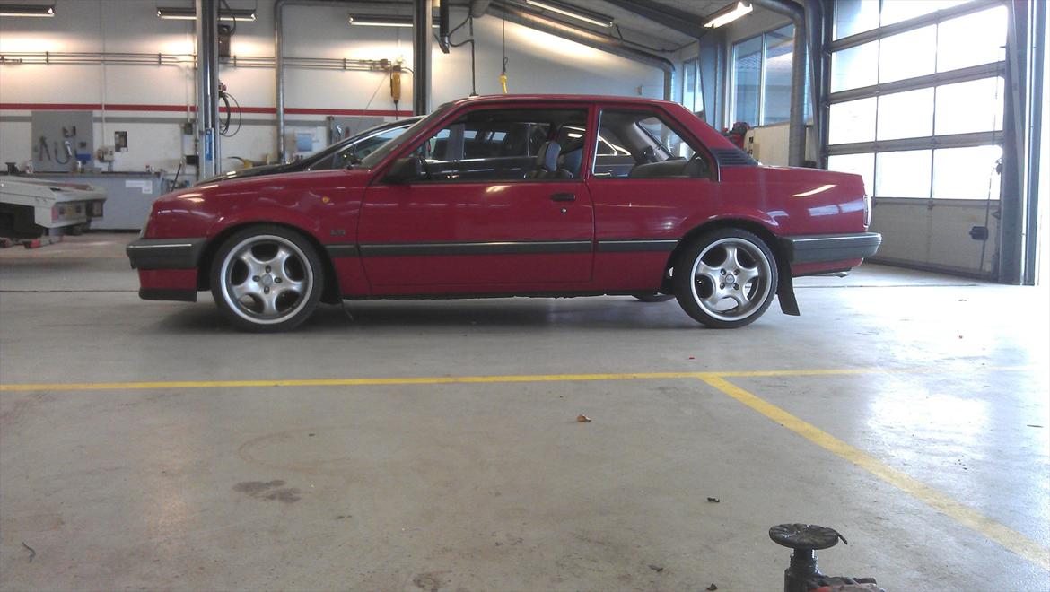 Opel Ascona C - LS - 2 dørs sedan - Lige sænket, inden nogen form for polering :) billede 2